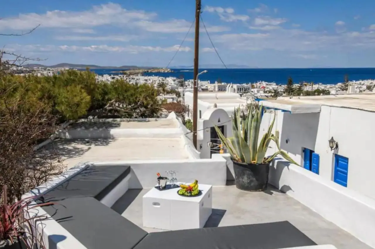 Elmina Two Bedroom Apartment In Mykonos Town location