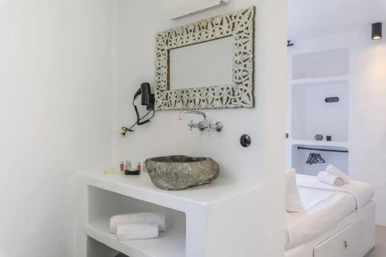 Elmina Two Bedroom Apartment In Mykonos Town 0*,  Greece